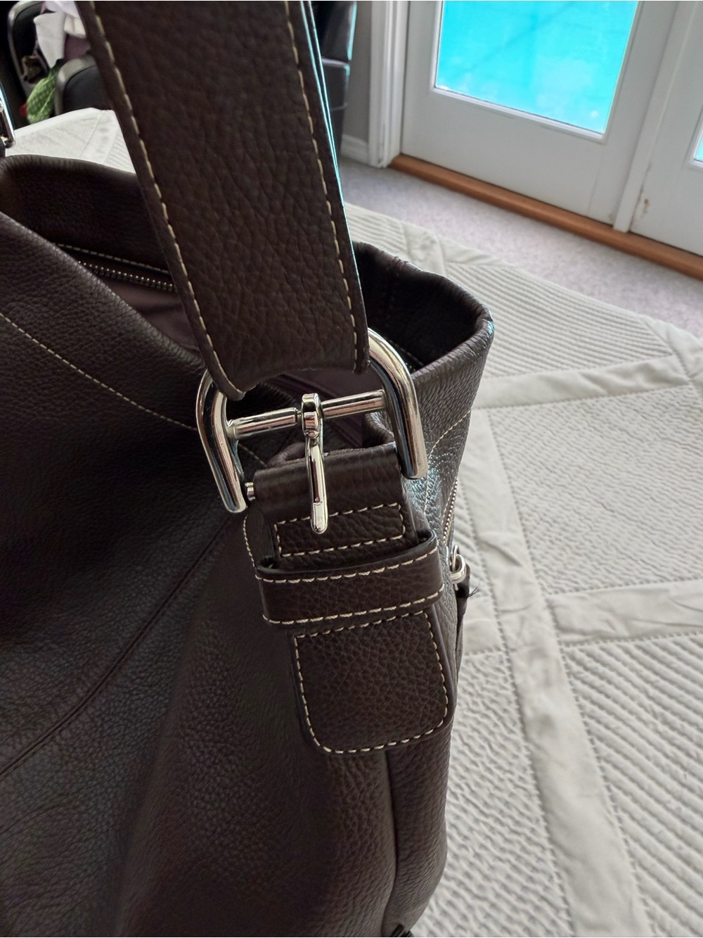 Coach Classic Medium Pebbled Leather Hobo Shoulder Bag in Dark Brown Leather - Picture 13 of 13